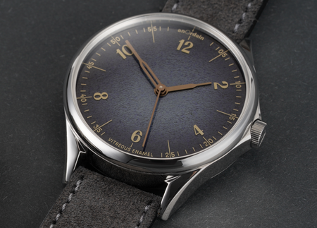 The Model 1 Payne’s Grey Fumé - A GPHG Finalist!
